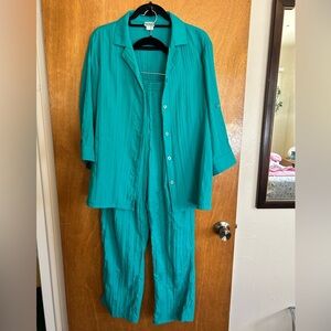 MOVING SALE | vintage teal crepe co-ord 2-piece set